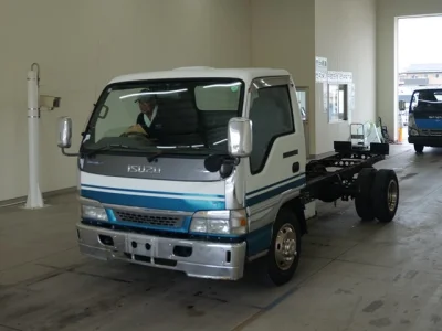 Isuzu Elf