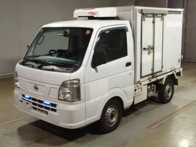 Nissan NT100 Clipper
