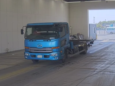 Nissan CONDOR