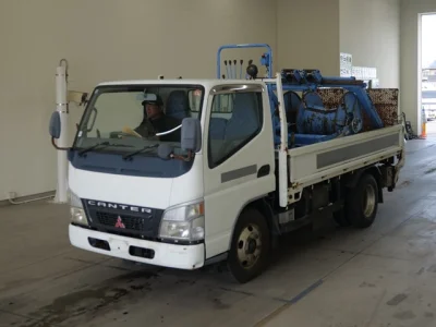 Mitsubishi Fuso Canter
