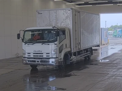 Isuzu Forward