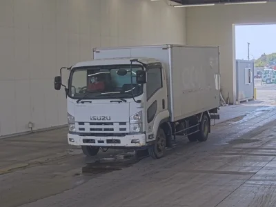 Isuzu Forward