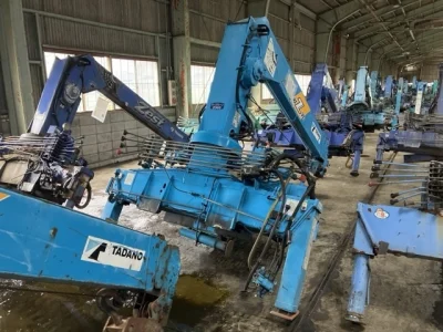 TADANO CRANE