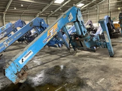 TADANO CRANE