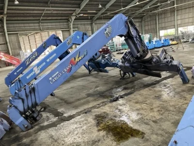 TADANO CRANE