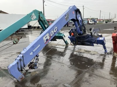 TADANO CRANE