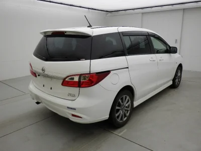 Nissan LAFESTA