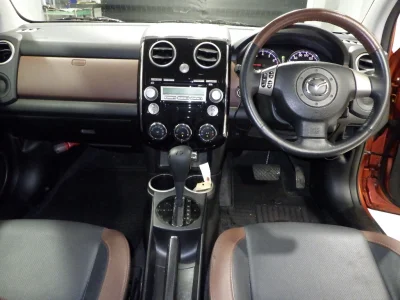 Mazda Verisa