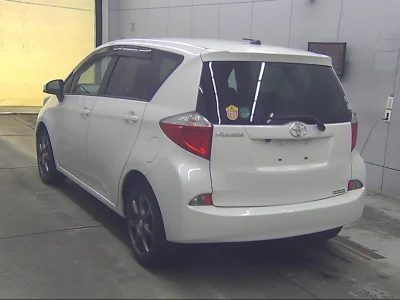 Toyota Ractis