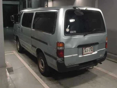 Toyota HiAce Van