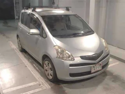 Toyota Ractis