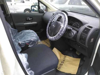 Nissan Lafesta