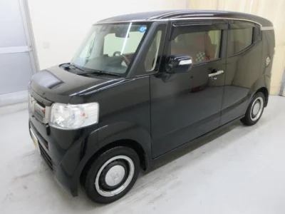 Honda N-Box Slash