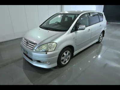 Toyota Ipsum