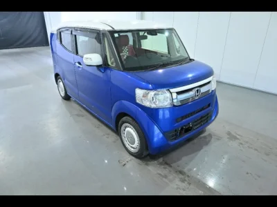 Honda N-Box Slash