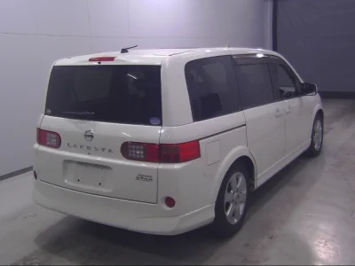 Nissan Lafesta