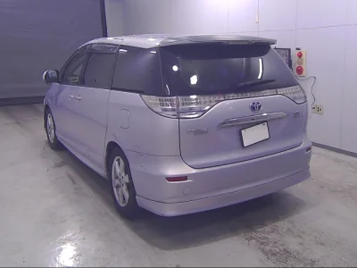 Toyota Estima Hybrid
