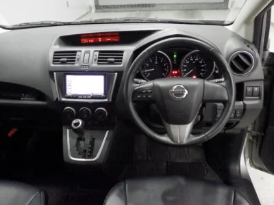 Nissan Lafesta