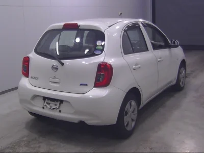 Nissan March