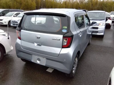 Daihatsu MIRA E S