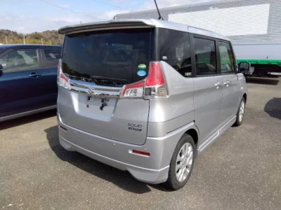 Suzuki Solio