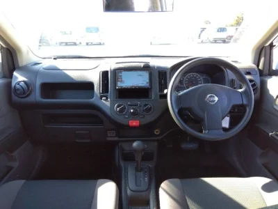 Nissan AD