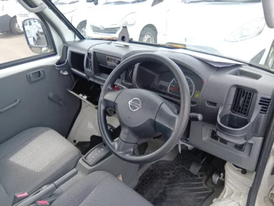 Nissan CLIPPER TRUCK