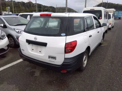 Nissan AD