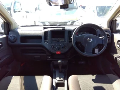 Nissan AD