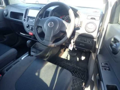 Nissan AD