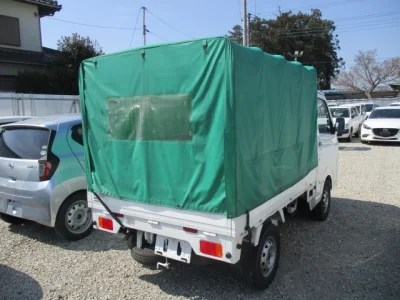 Nissan NT100 Clipper