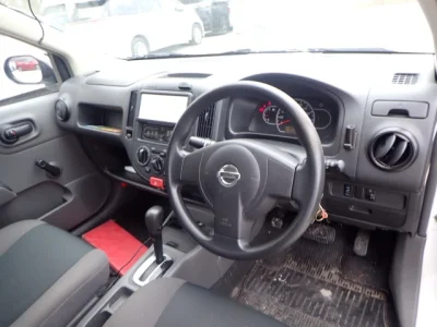 Nissan AD