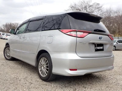 Toyota Estima Hybrid