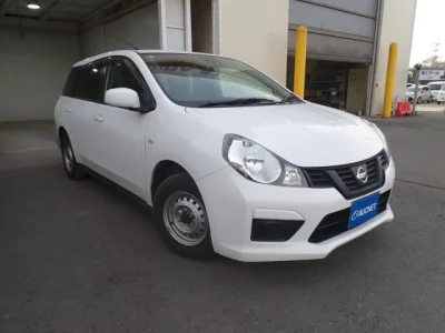Nissan AD