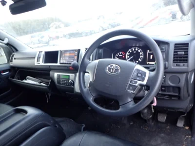 Toyota HiAce Van