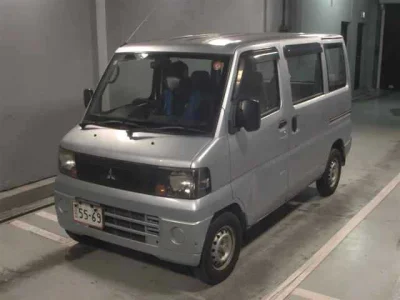 Mitsubishi Minicab Van