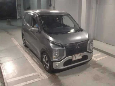Mitsubishi EK X