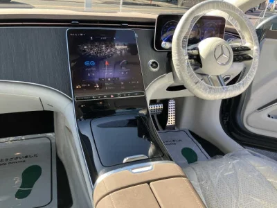 Mercedes-Benz EQS