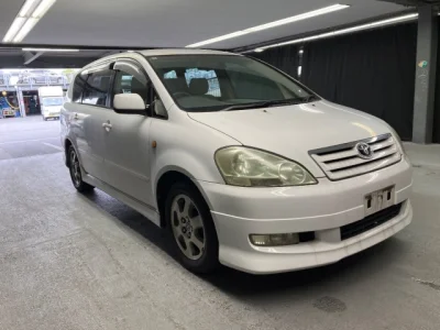 Toyota Ipsum
