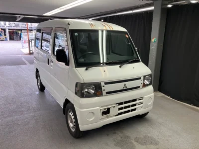 Mitsubishi MINICAB VAN