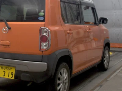 Mazda Flair Crossover