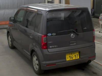 Nissan Otti