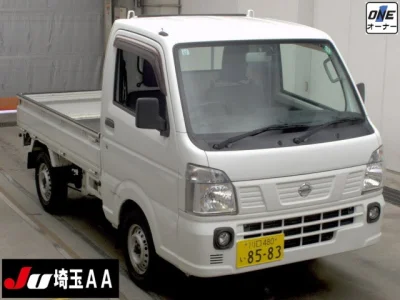 Nissan NT100 Clipper