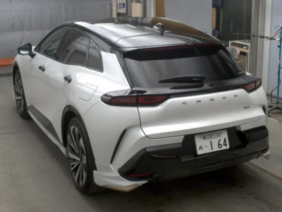 Toyota Crown Sport
