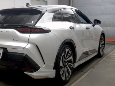 Toyota Crown Sport