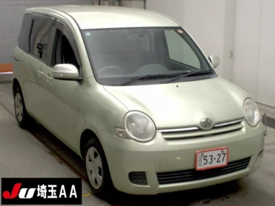 Toyota Sienta