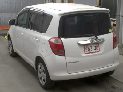 Toyota Ractis