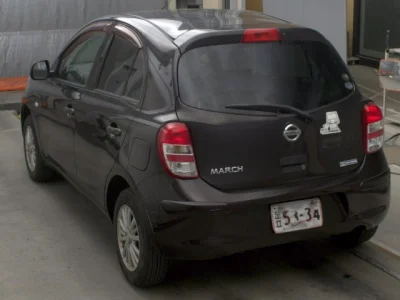 Nissan March