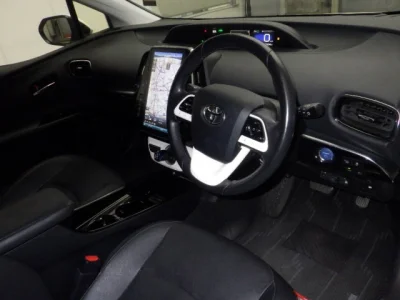 Toyota Prius PHV