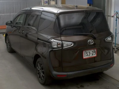 Toyota Sienta